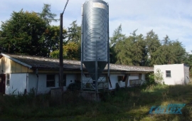Areál s pozemky v obci Vosí u Plzně