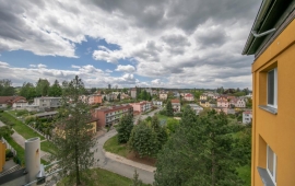Pronájem světlého bytu 3+1 se zasklenou lodžií, Zábřeh