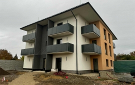 Novostavba. Byt č.2, dispozice 1+kk, komora, terasa, parkovací stání