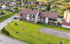 Prostorný byt 3+1 s balkonem a garáž.stáním, horské středisko Branná